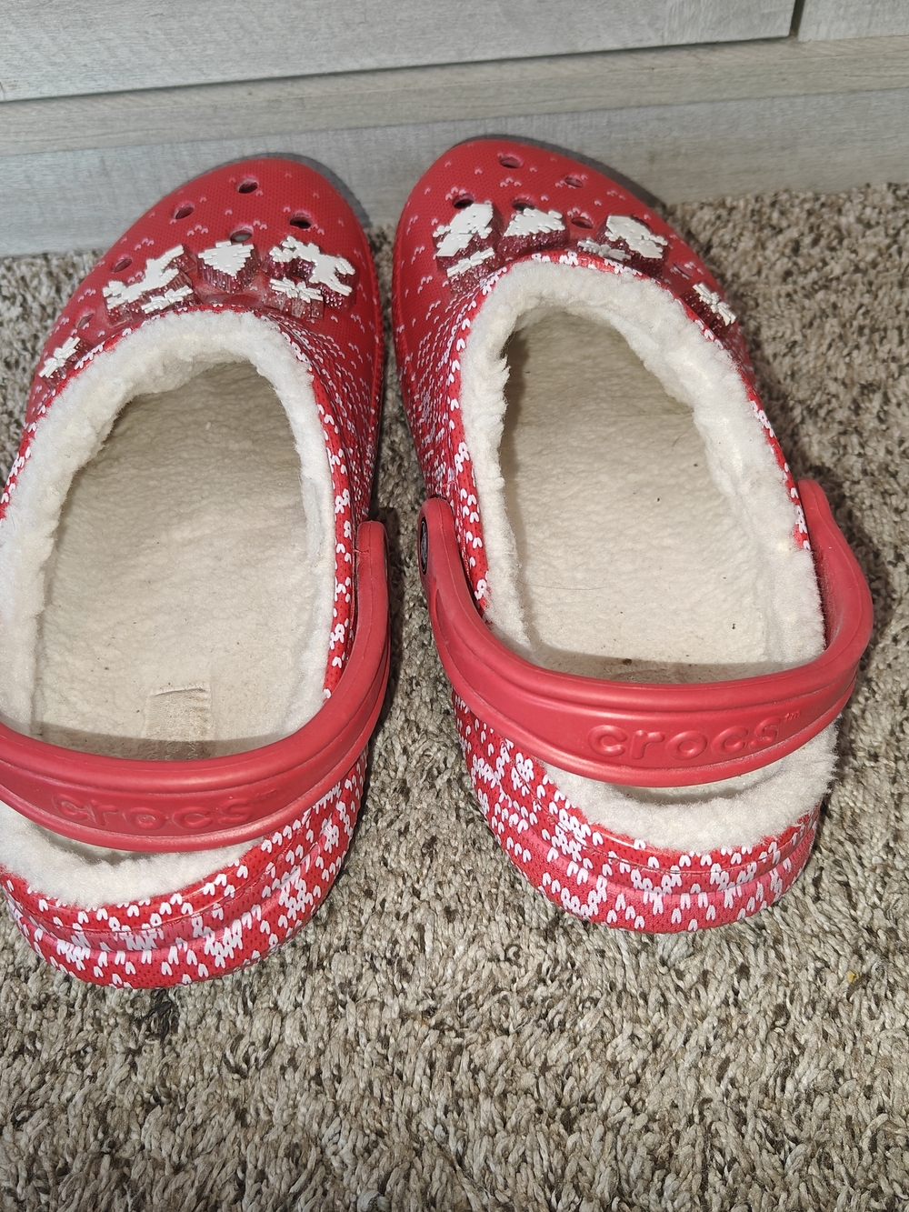 Holiday-Themed Festive Crocs Classic Lined Faux Fur Clogs M8, W10 - Picture 5 of 8